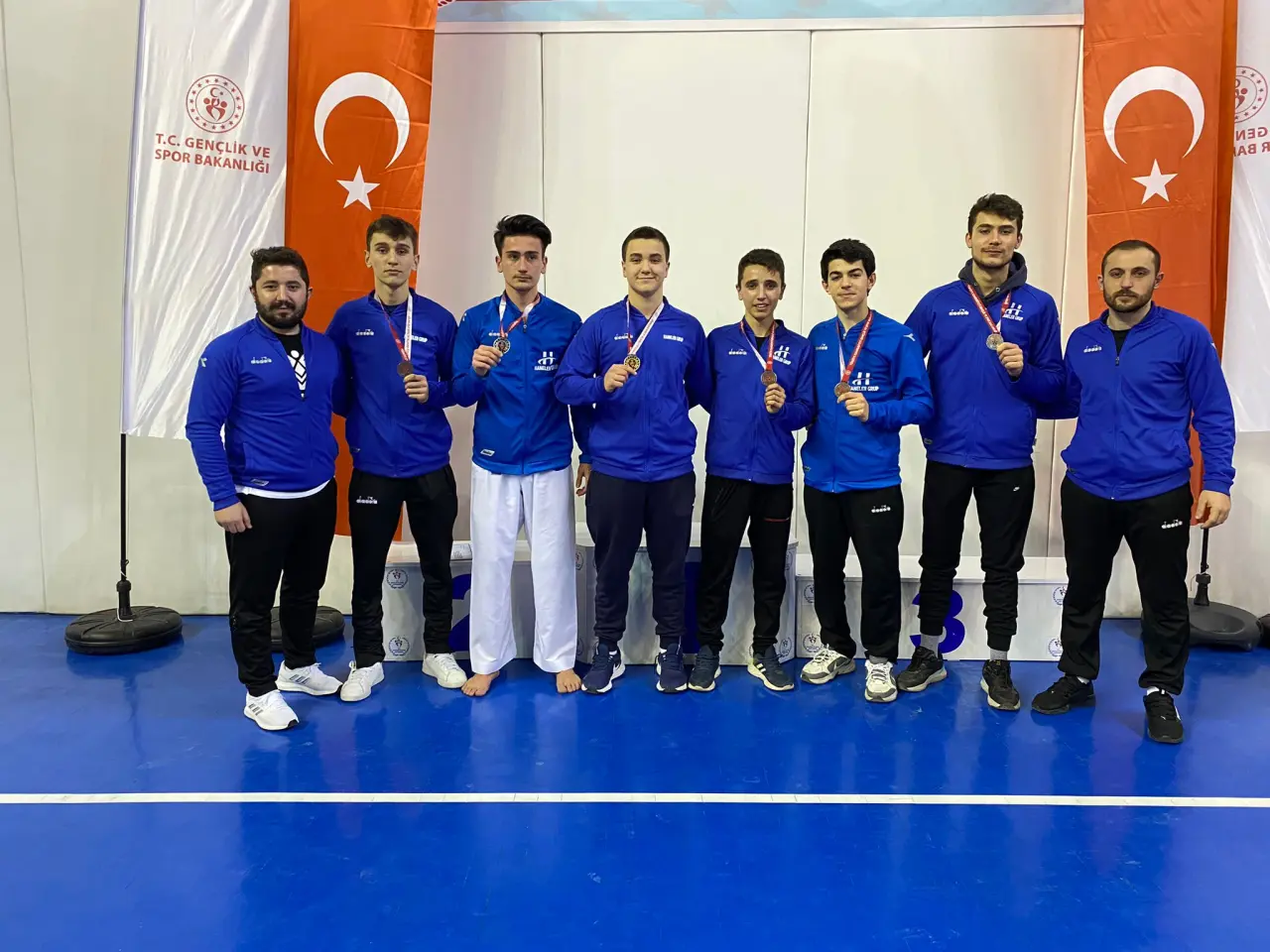 Haber: Hendekli Karateciler Finallere Kaldı - Öne Çıkan