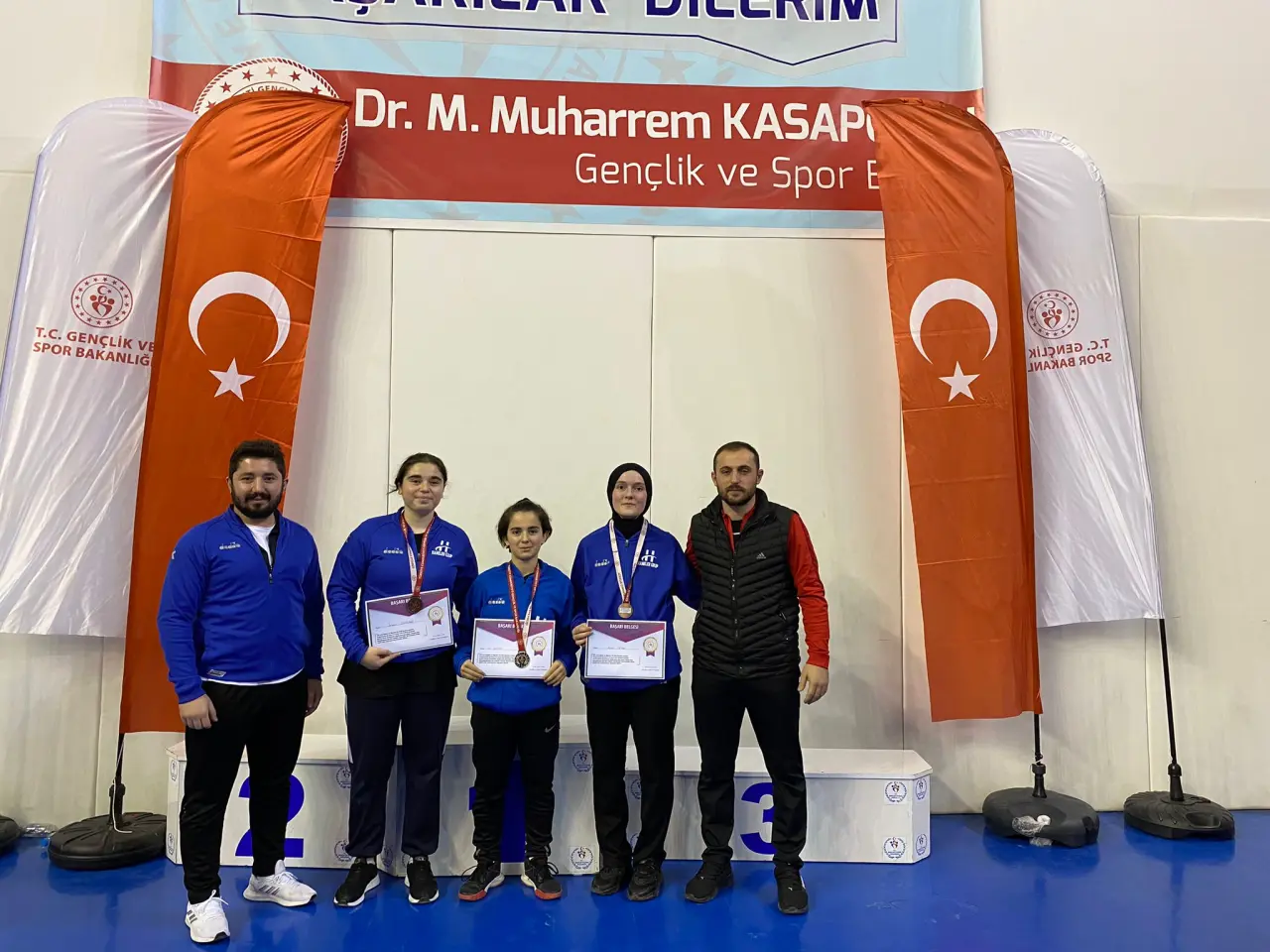 Haber: Hendekli Karateciler Finallere Kaldı - Galeri-1