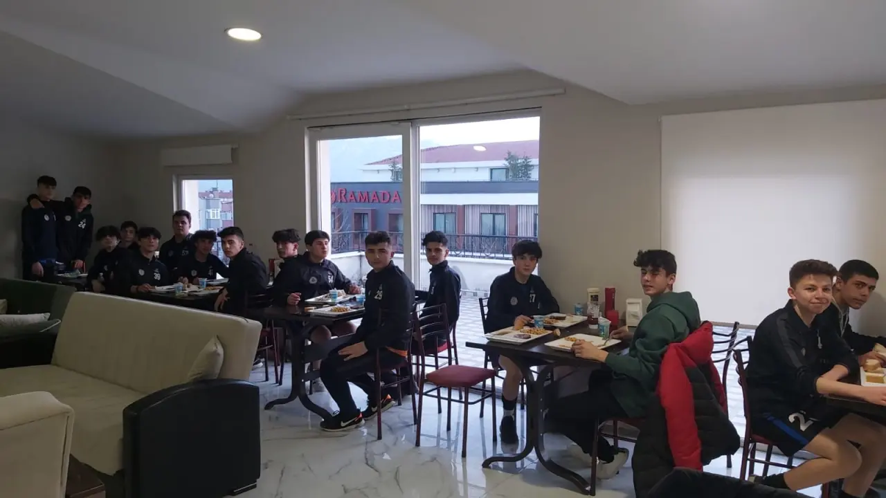 Haber: Hendekspor U16 Liderlik Koltuğunda - Galeri-2