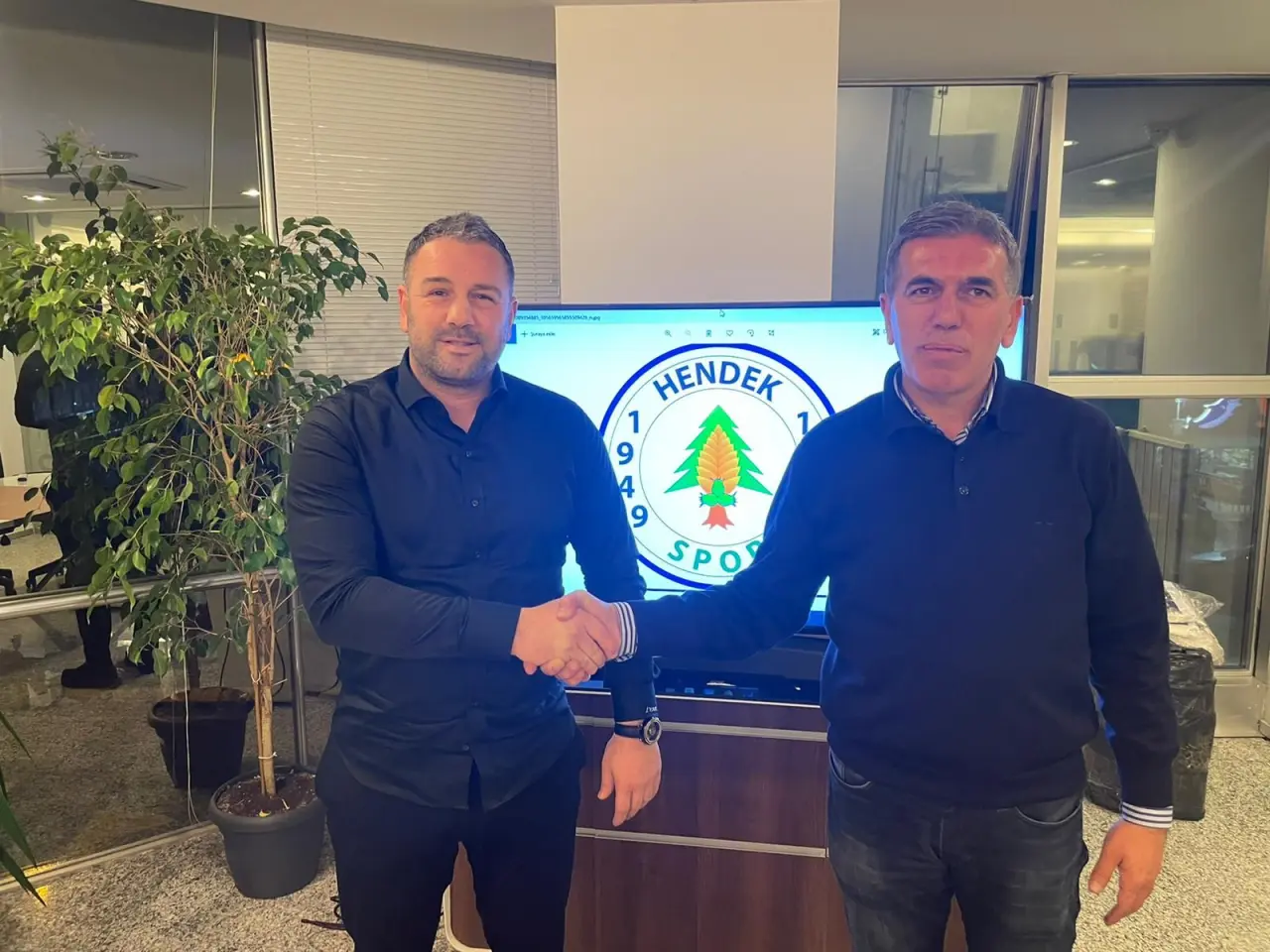 Haber: Hendekspor’da Yeni Hoca Belli Oldu - Öne Çıkan