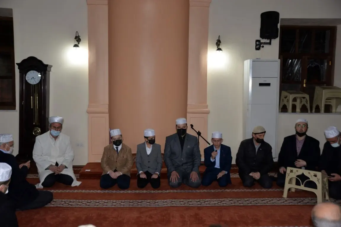 Haber: HENDEK’TE MİRAÇ KANDİLİ DUALARLA İCRA EDİLDİ - Galeri-1
