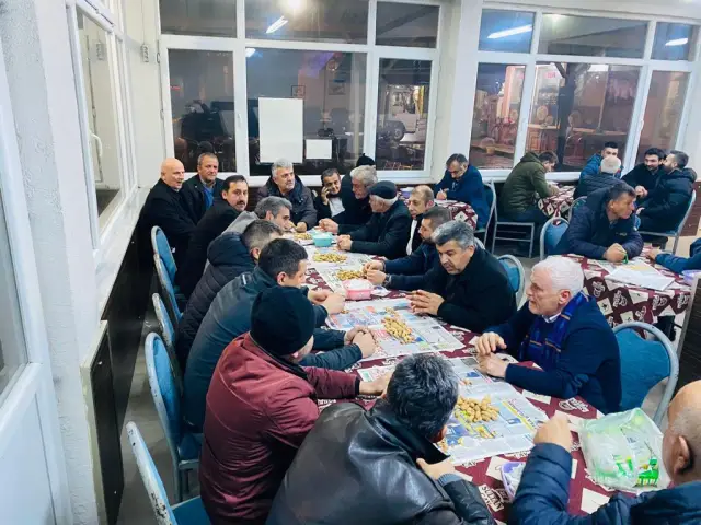 Bayraktar ve Ekibi Puna Ortaköy'de Vatandaşı Dinledi
