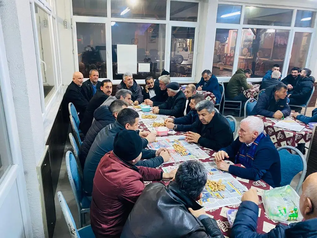 Haber: Bayraktar ve Ekibi Puna Ortaköy'de Vatandaşı Dinledi - Galeri-1