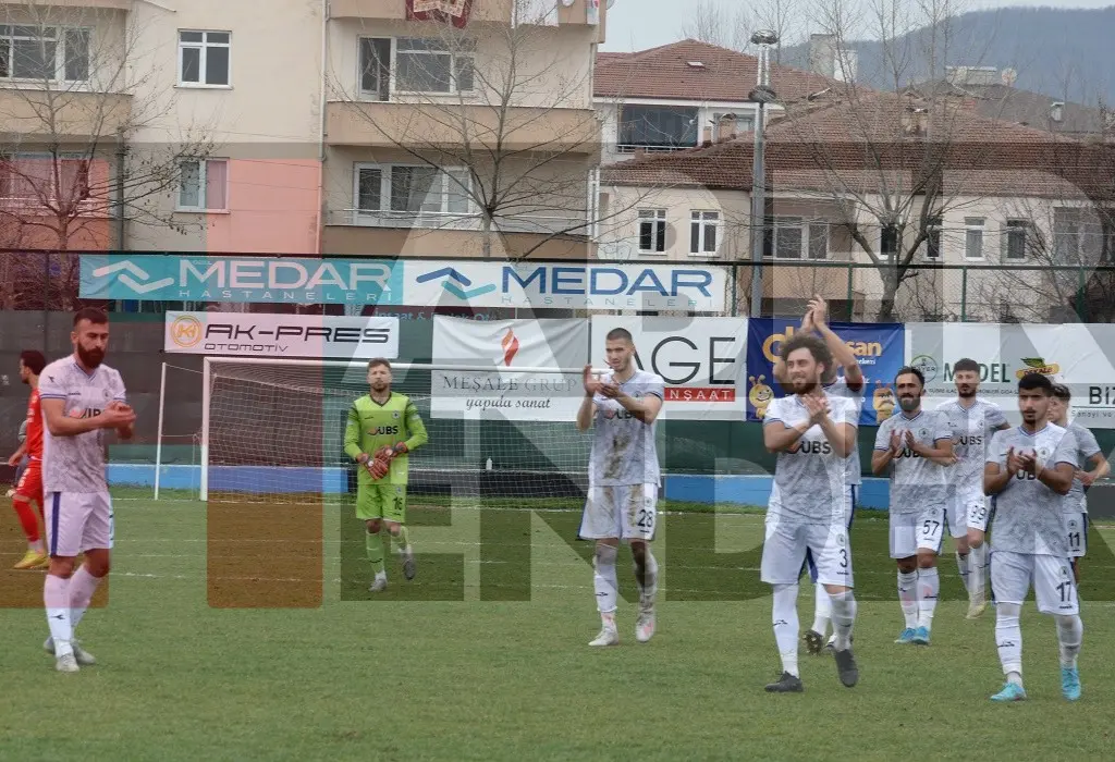 Haber: Hendekspor’un yüzü güldü, Altın Değerinde Üç Puan - Galeri-3