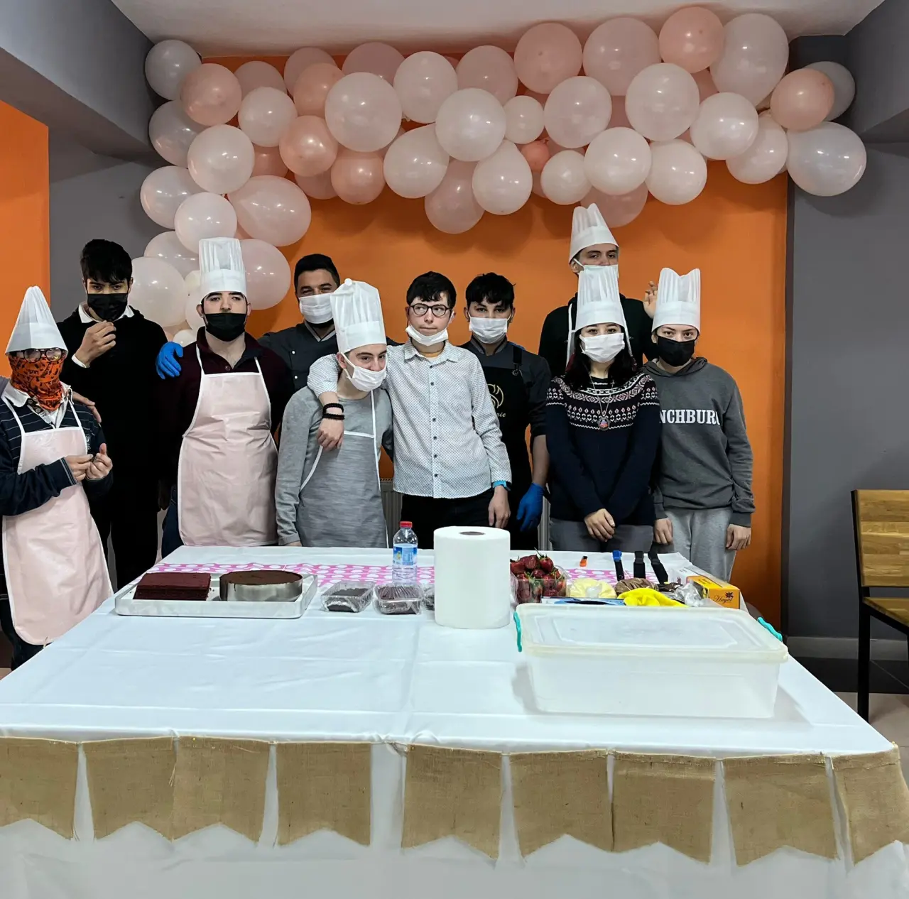 Haber: Özel Çocuklar Pastacılık Etkinliğinde Buluştu - Galeri-3