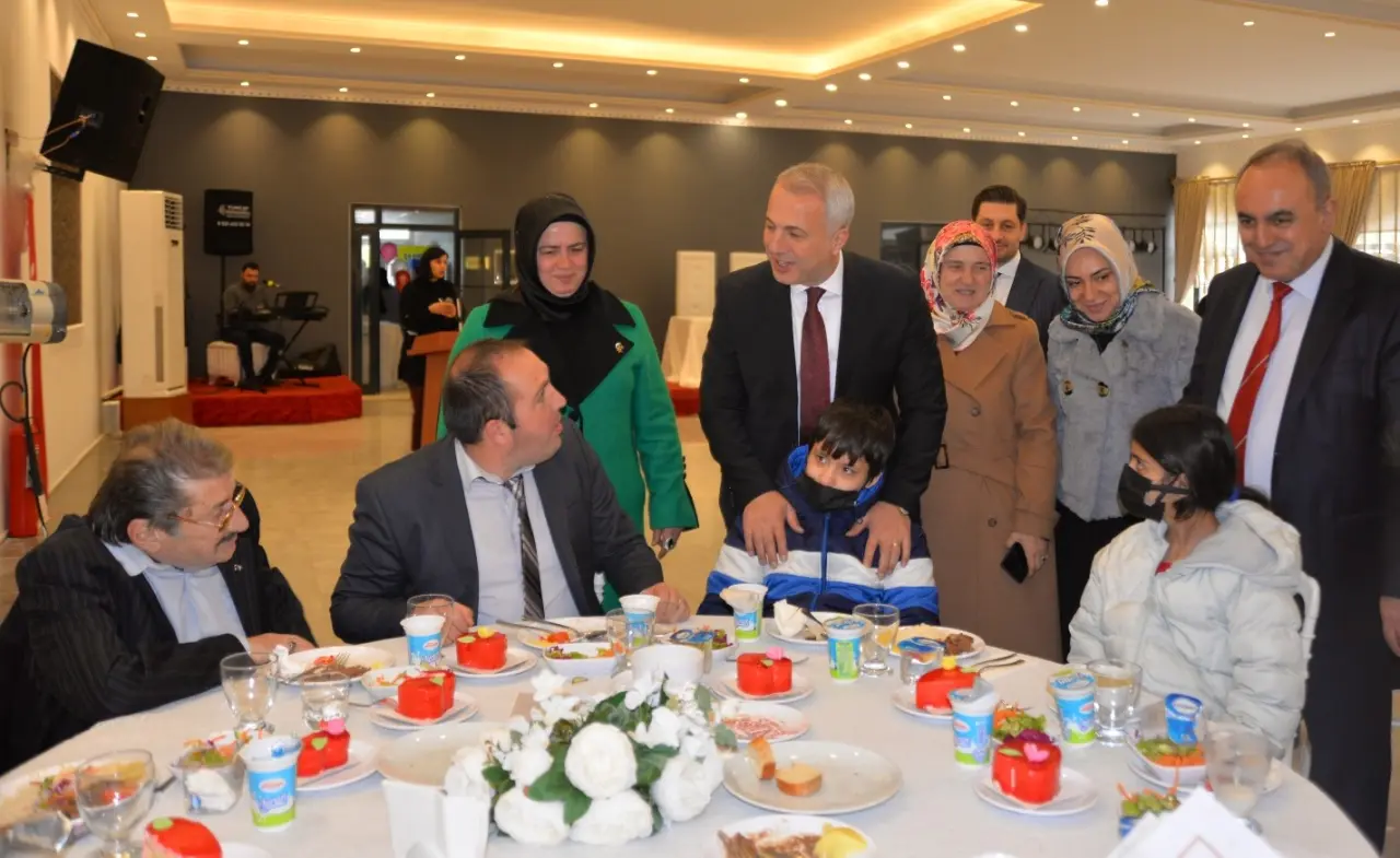 Haber: HENDEK YAŞLILAR HAFTASINI KUTLADI - Galeri-1