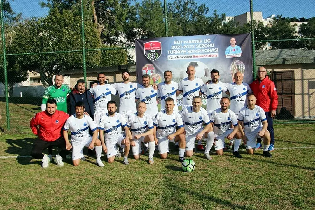 Haber: Hendek Belediye Veteranlar 6 Puanda - Öne Çıkan