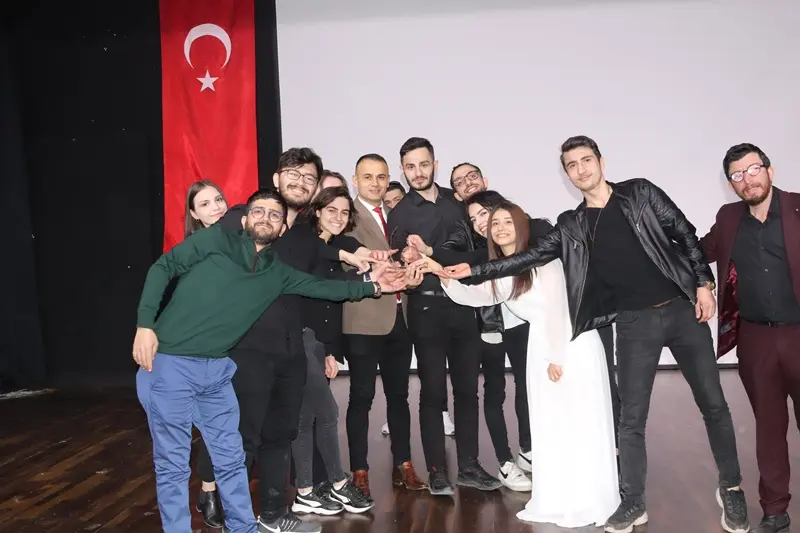 Haber: Yönetmenliğini Akçay’ın Yaptığı Fısıltı Ekibi Birinci Oldu - Galeri-1