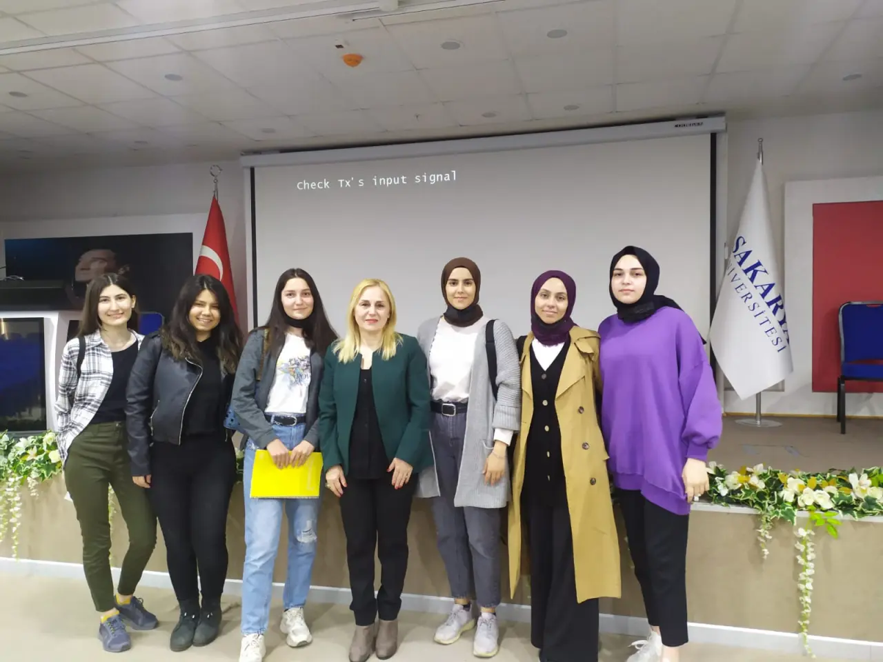 Haber: ÜNİVERSİTELİ GENÇLERE DİJİTAL BAĞIMLILIK SEMİNERİ - Galeri-2