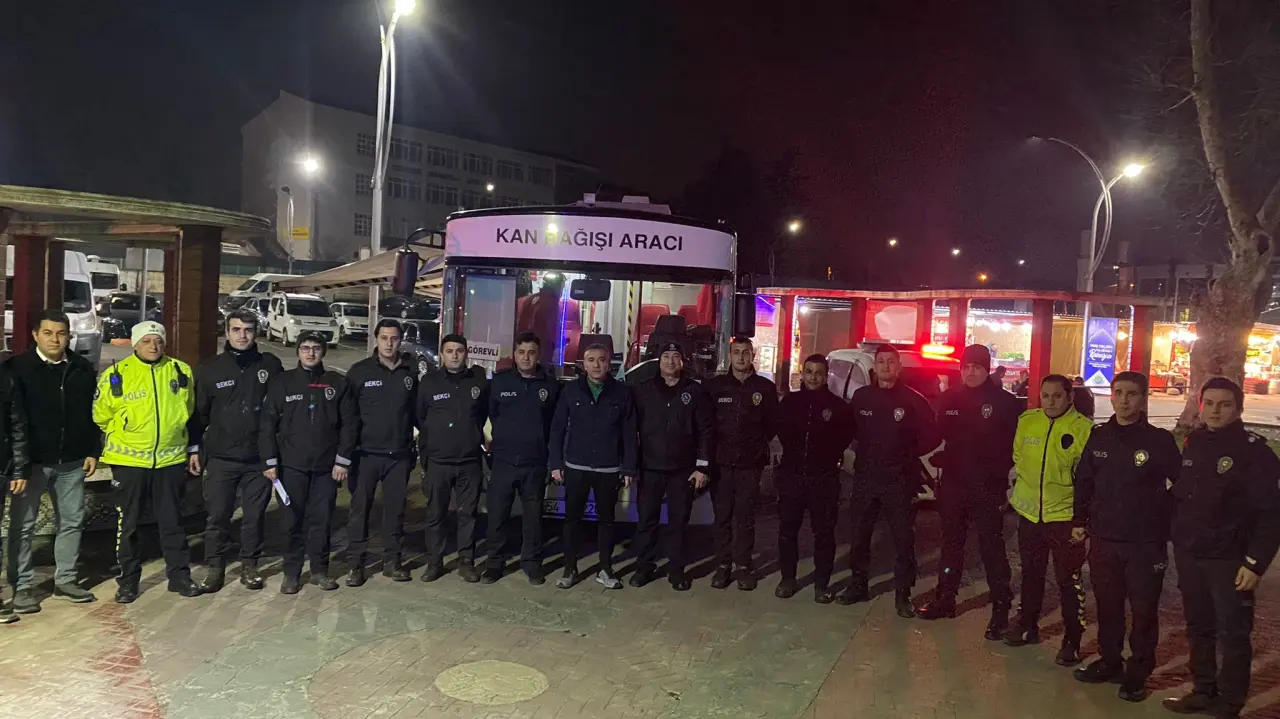 Haber: Hendek Emniyet Teşkilatından Kan Bağışı - Galeri-1