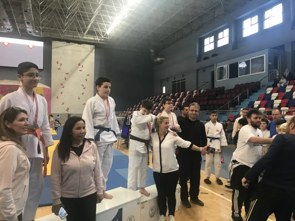 Haber: Okullararası Judo’da Ural'dan madalya - Galeri-1
