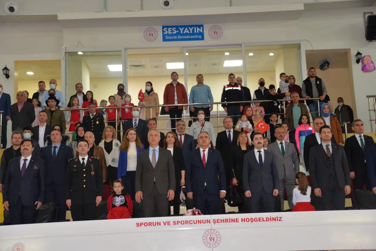 Haber: 23 Nisan Hendek´te Coşkuyla Kutlandı - Galeri-2
