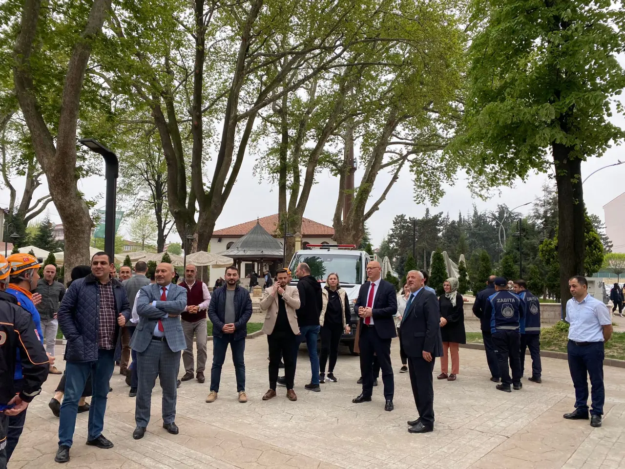 Haber: Hendek Belediyesi Bir Anda Tahliye Oldu - Öne Çıkan