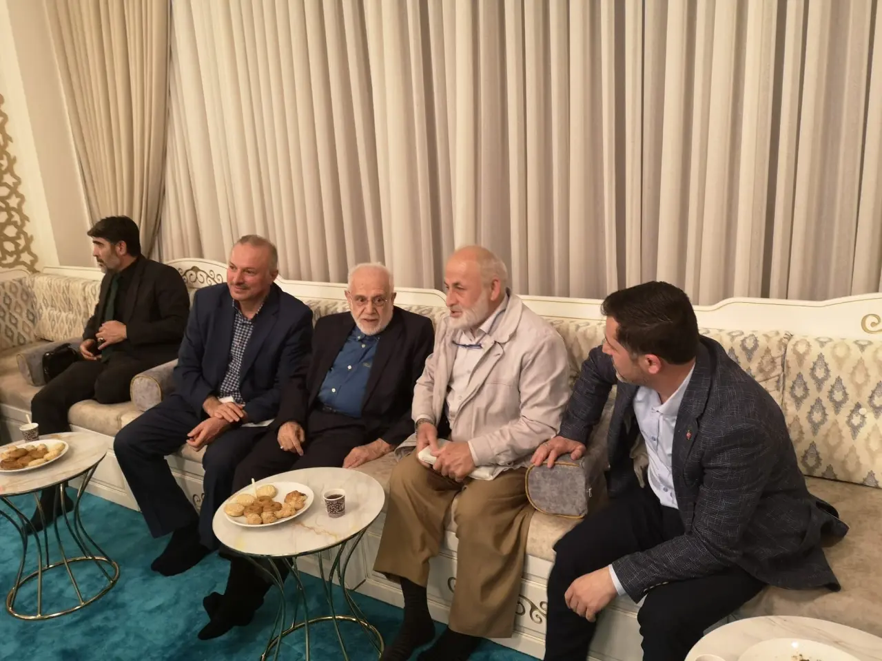 Haber: Profesör Doktor İhsan Süreyya Sırma Hendek’teydi - Galeri-2