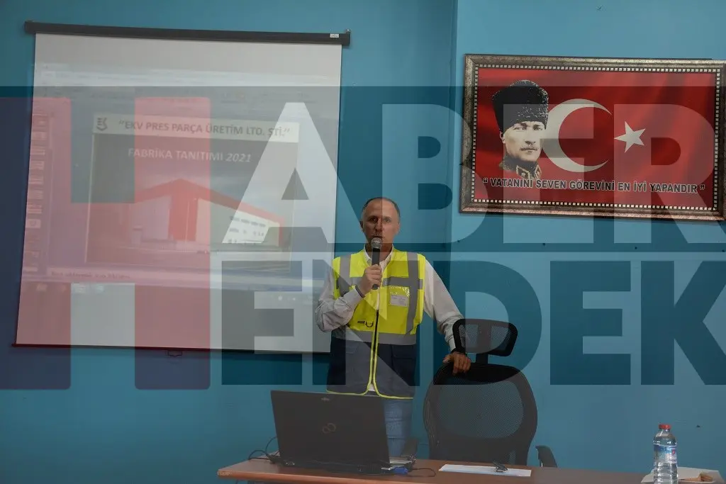 Haber: EKV Pres Yönetim Kurulu Başkanı Zafer Çakmak Meslek Lisesi Öğrencileri İle Buluştu - Galeri-7