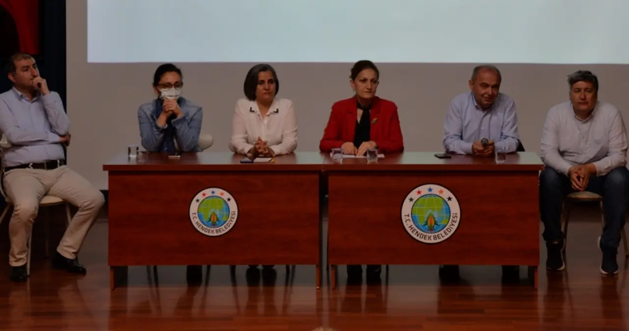 Haber: Hendek Tarımın Geleceğine Işık Tutuyor - Galeri-1