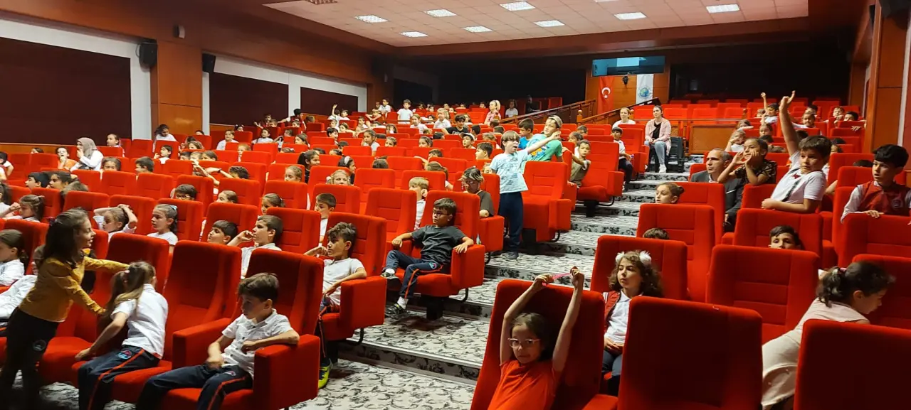 Haber: Çocuklarda  Sorumlu Yurttaşlık, Çevre Bilinci Ve Hijyen - Öne Çıkan