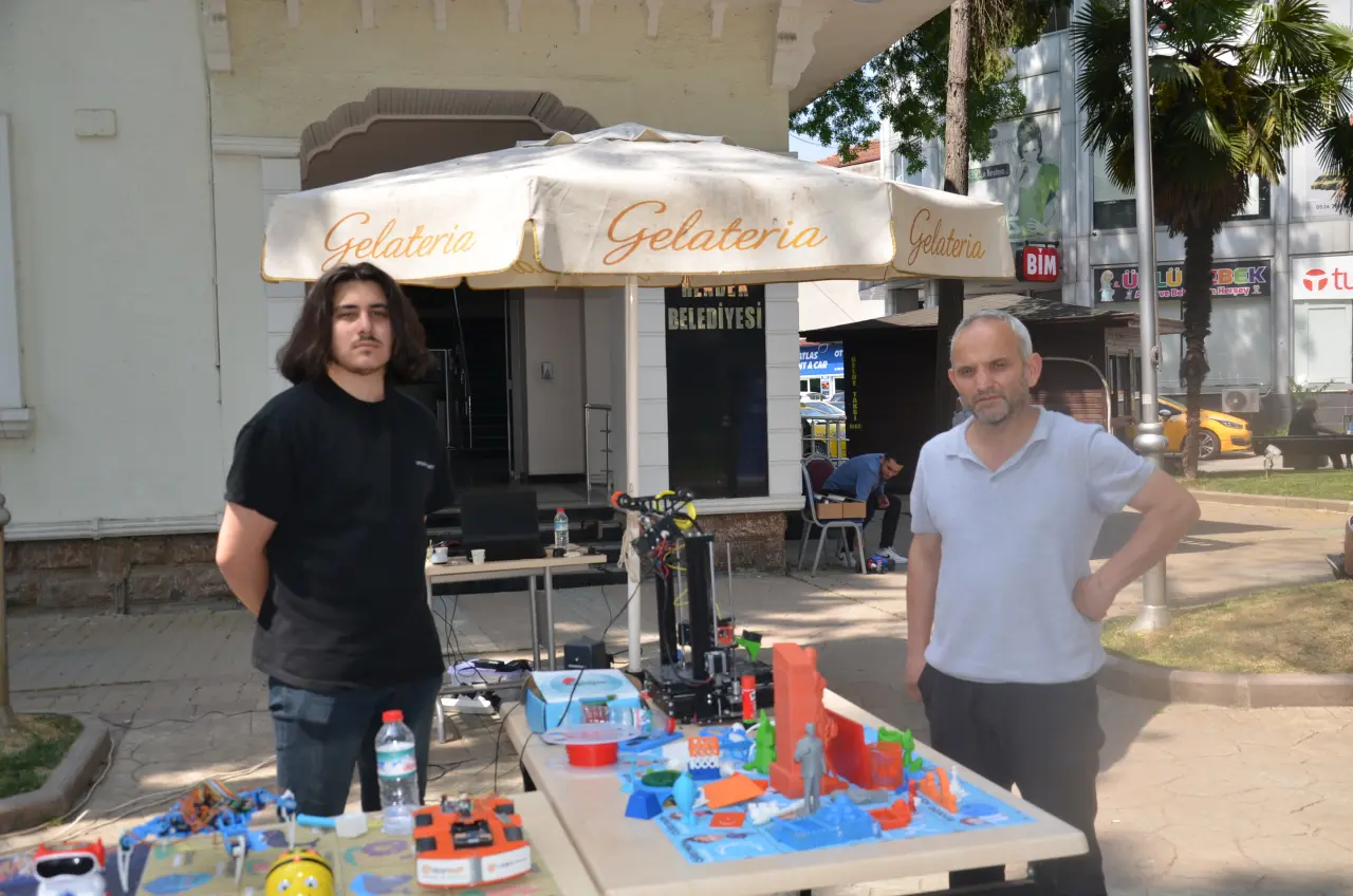 Haber: Hendek MYO’da Kariyer Zirvesi Etkinlikleri Sona Erdi - Galeri-4