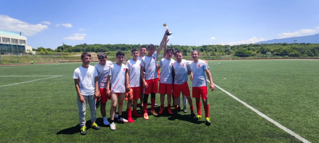 Haber: Okul Sporları Futbol Müsabakaları sona erdi - Galeri-6