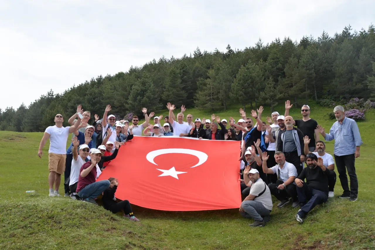 Haber: Zirveye Yürüdüler - Galeri-1