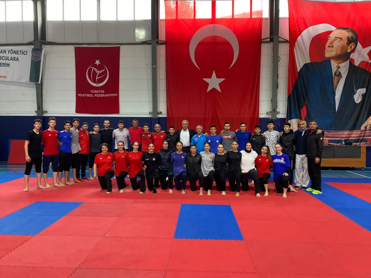 Haber: Başkan Babaoğlu’ndan Millilere Moral - Öne Çıkan