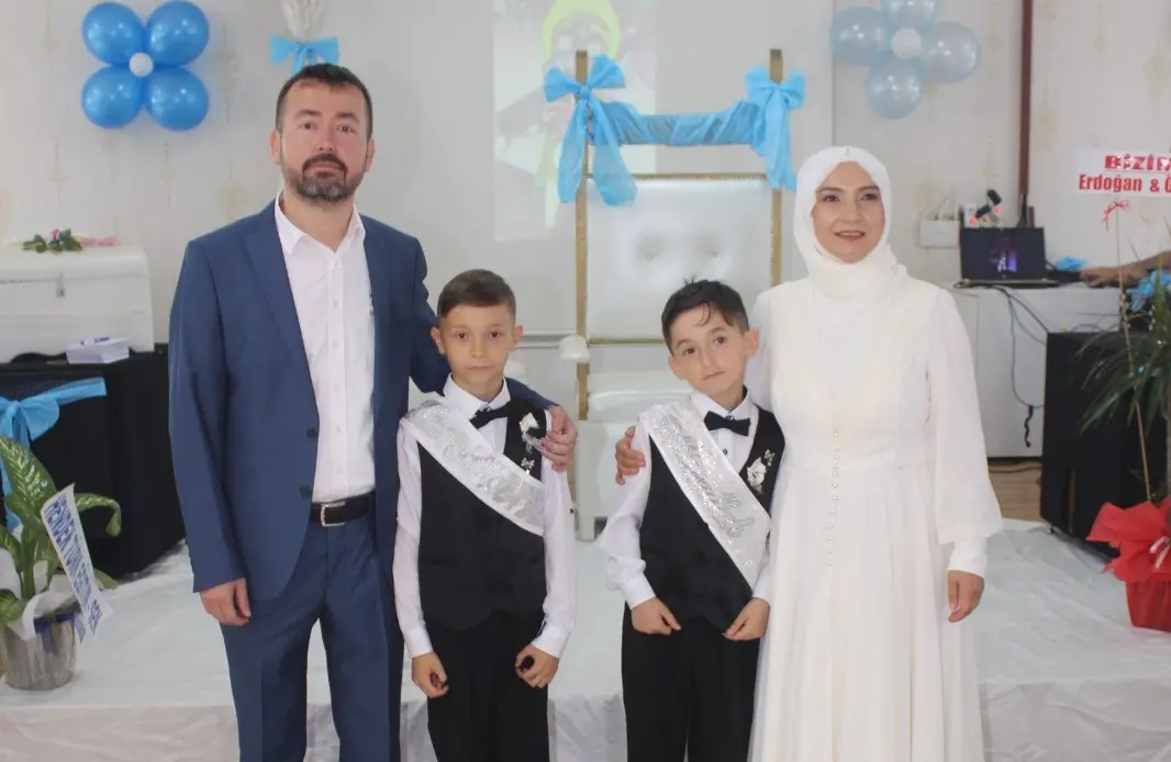 Haber: Uraz ile Yağız Delikanlılığa Adım Attı - Galeri-1