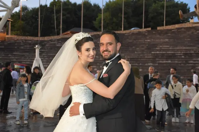 Haber: Öztürk ve Topçu Ailelerinden Teşekkür - Öne Çıkan