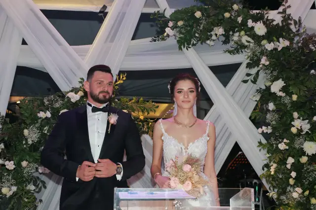Burcu ile Semih'ten Ömürlük İmza