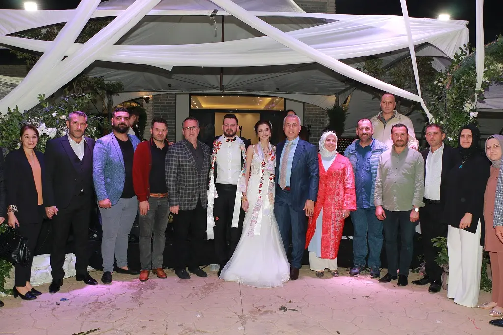 Haber: Burcu ile Semih'ten Ömürlük İmza - Galeri-10