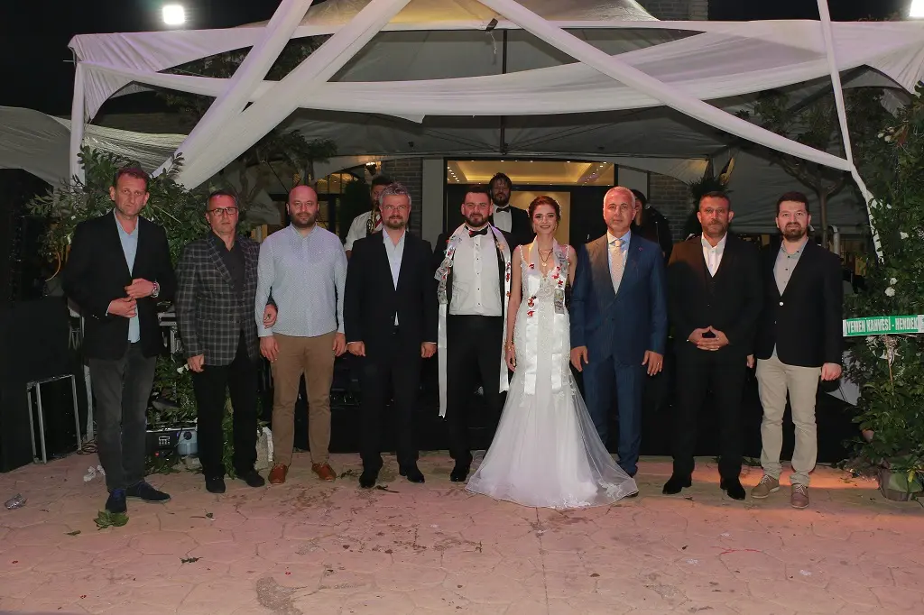 Haber: Burcu ile Semih'ten Ömürlük İmza - Galeri-7