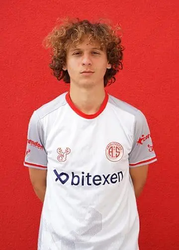 Haber: Hendekli Yetenek Demirhan Antalyaspor Hazırlık Kampına Çağırııldı - Galeri-1
