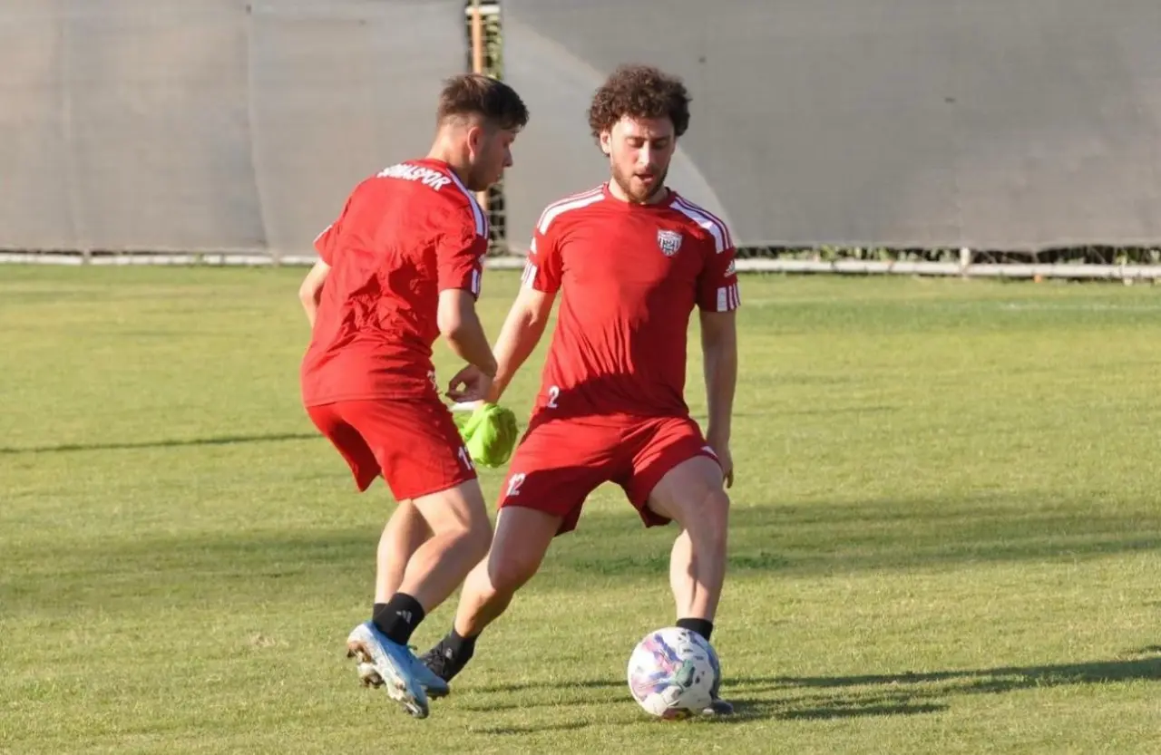 Haber: Hendekli Futbolcu 2. Lige Transfer Oldu - Öne Çıkan
