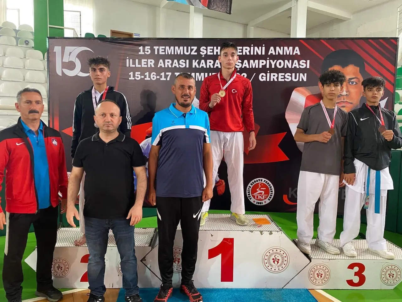Haber: Hendekli Karateciler Karadenizde Fırtına Estirdi - Galeri-1