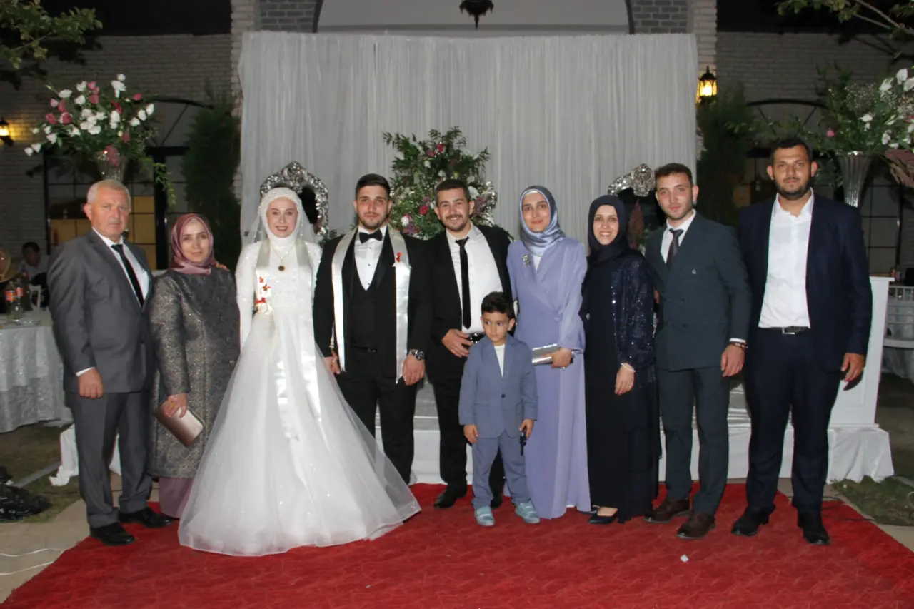 Haber: Ömer ve Kübra’dan Ömürlük İmza - Galeri-4