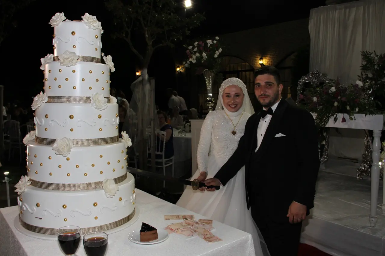 Haber: Ömer ve Kübra’dan Ömürlük İmza - Galeri-2
