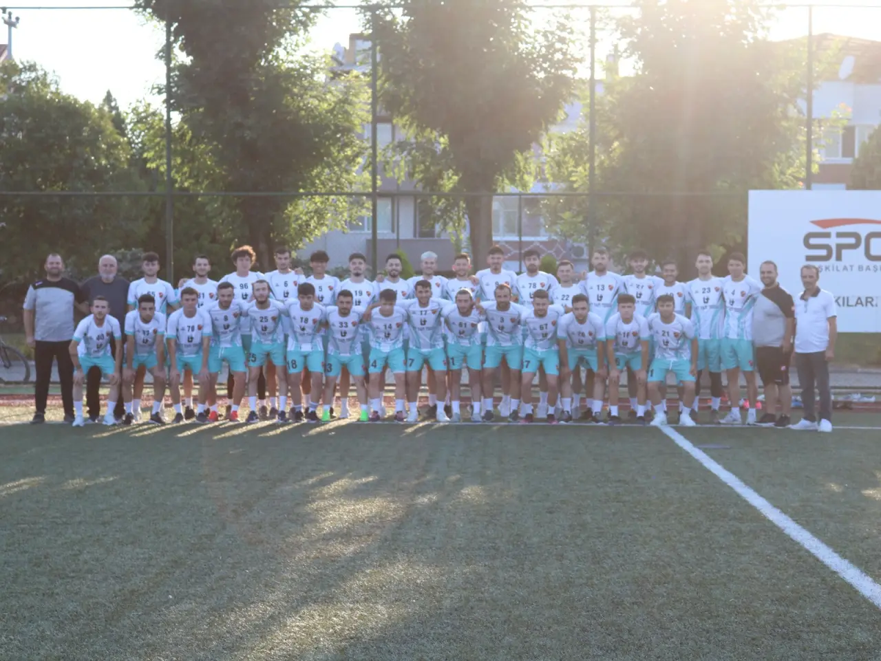 Haber: HENDEK DEREKÖYSPOR SAHAYA İNDİ - Öne Çıkan