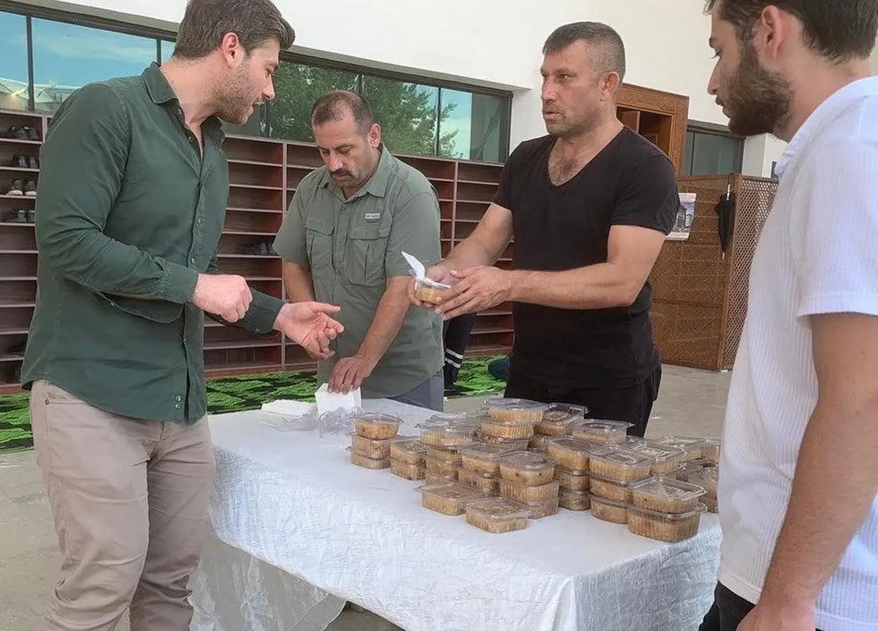 Haber: HENDEK’TE AŞURE ZİYAFETİ - Galeri-2