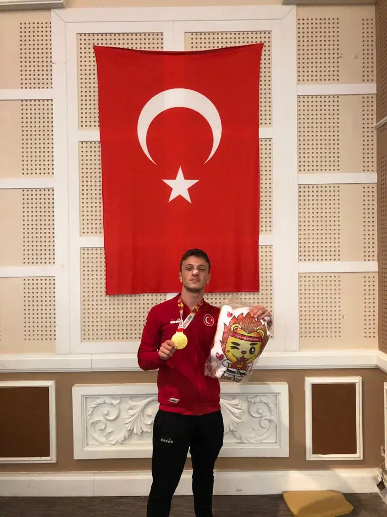 Haber: TAYLAND’DA BATUHAN ŞAHİN FIRTINASI - Galeri-1
