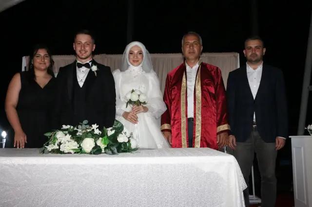 Şevval ve Ömer Faruktan Ömürlük İmza