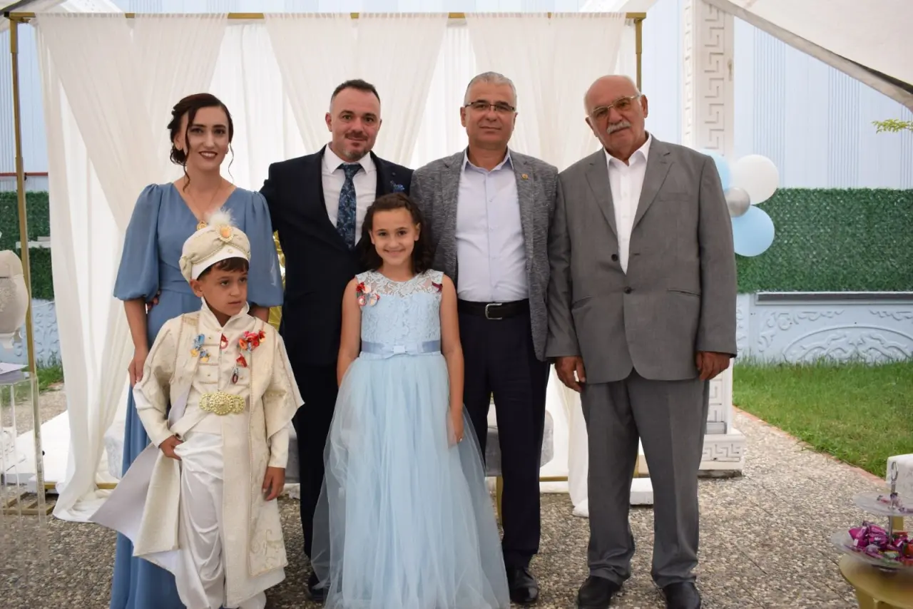 Haber: Mehmet Emir Delikanlılığa Adım Attı - Galeri-3