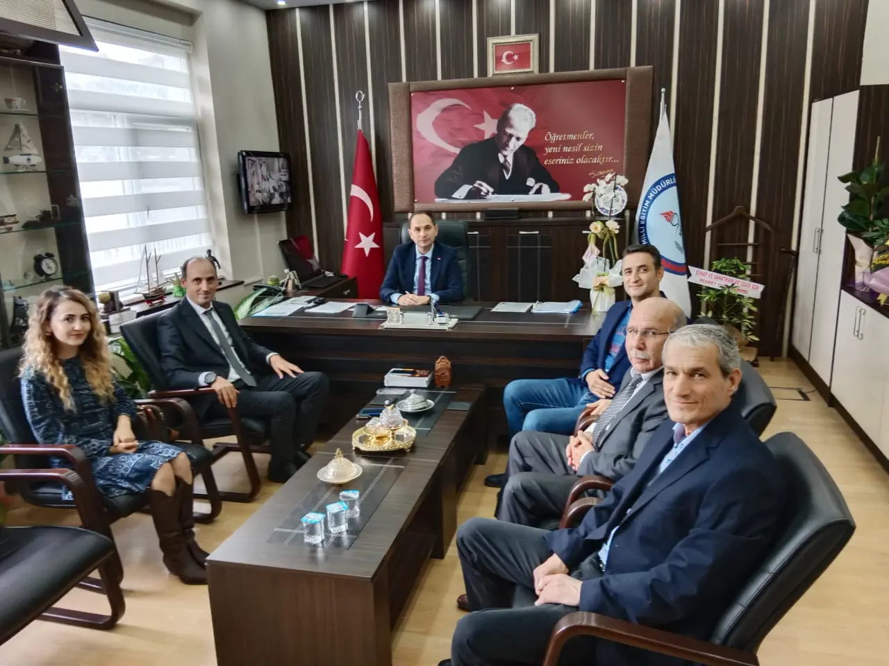 Haber: Hendek Milli Eğitim Müdürüne Hayırlı Olsun Ziyareti - Galeri-1