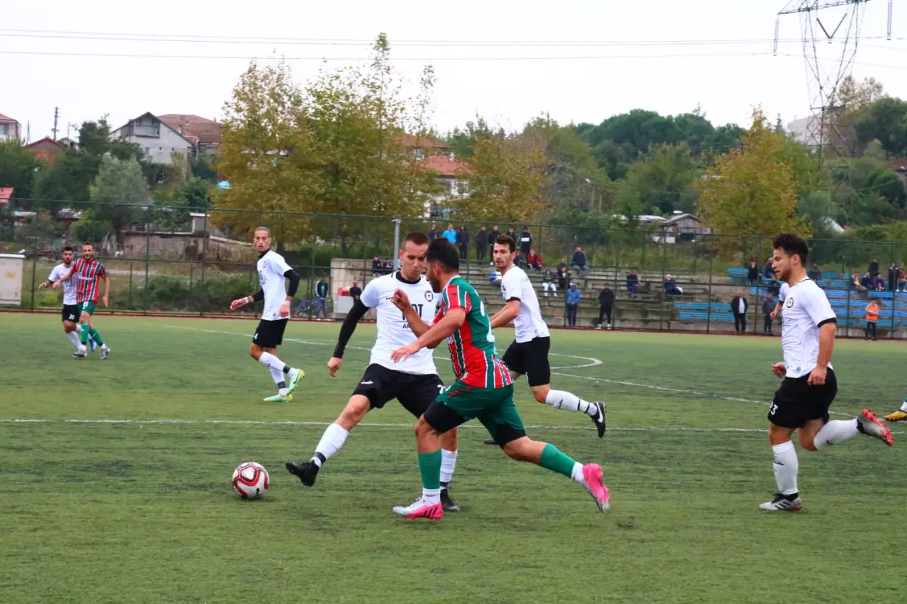 Haber: Arifiye Kalaycıspor 2 Derekösypor 1 - Galeri-2