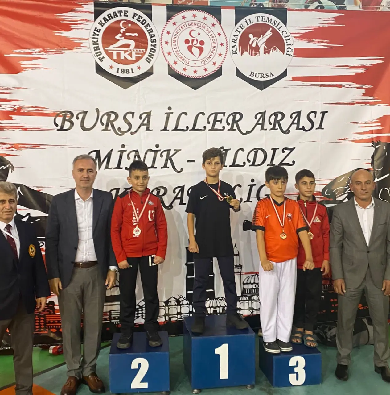 Haber: BURSA’DA MADALYA TOPLADILAR - Galeri-1