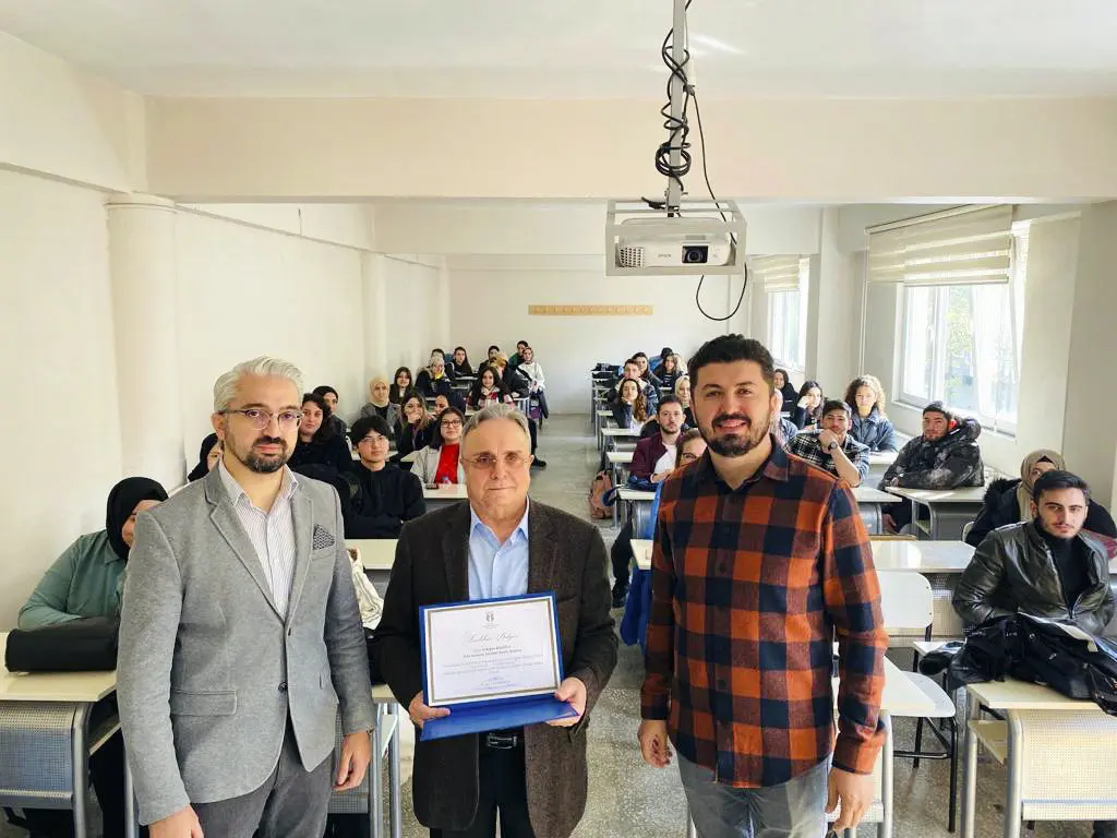 Haber: Hendek MYO öğrencileri karavan sektörü ile tanıştı - Öne Çıkan
