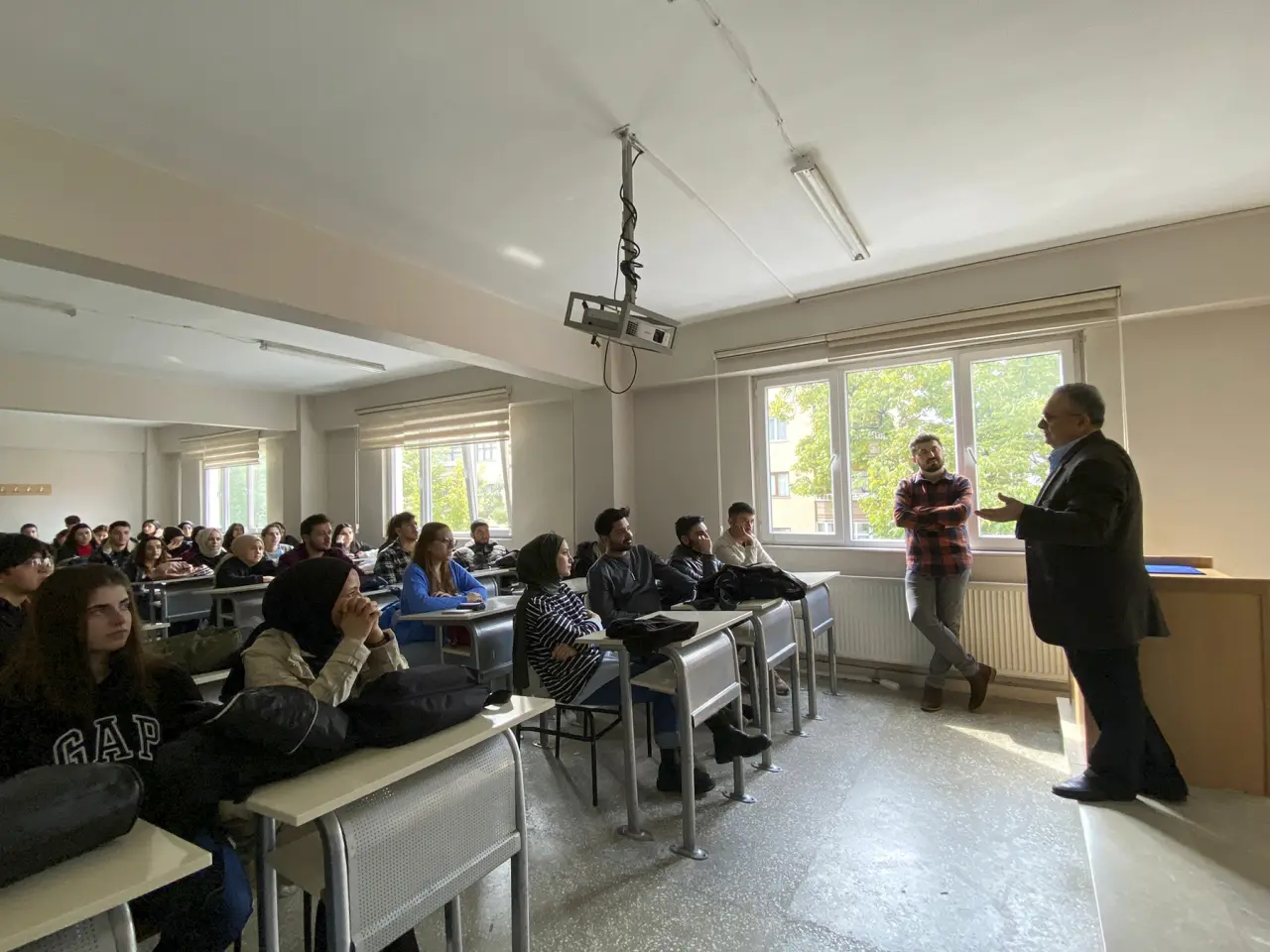 Haber: Hendek MYO öğrencileri karavan sektörü ile tanıştı - Galeri-1