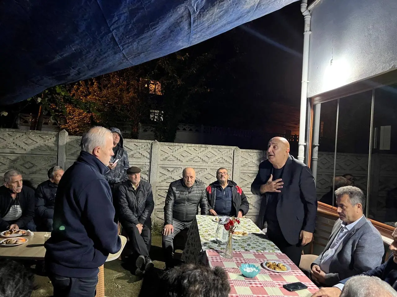 Haber: CHP Heyeti Yeşilköy ve Yarıca'da Vatandaşları dinledi - Galeri-3