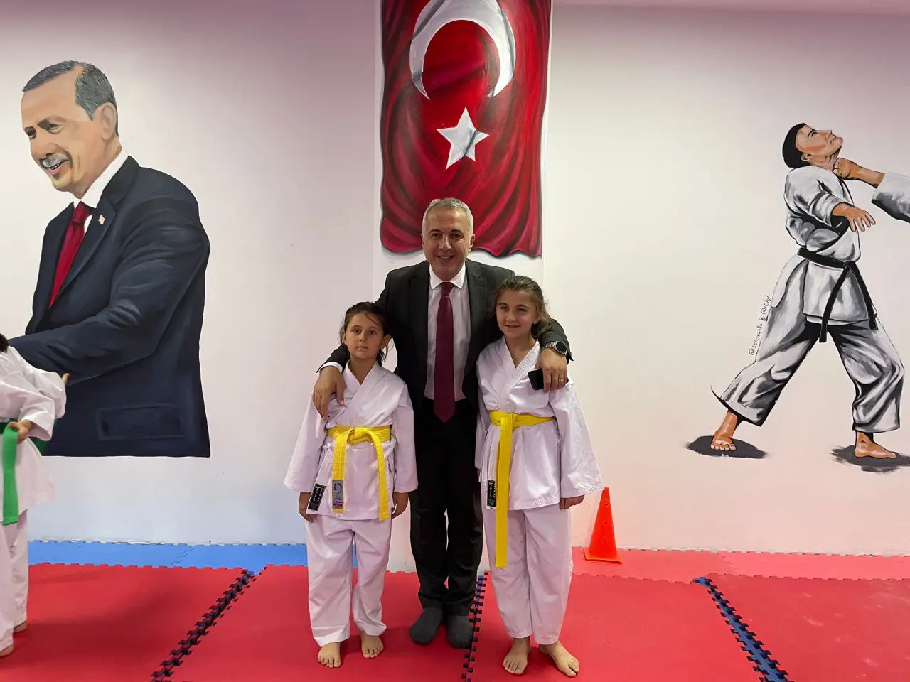 Haber: Hendek Belediyesi Karate Takımı Sporcuları Terfi Etti - Galeri-2