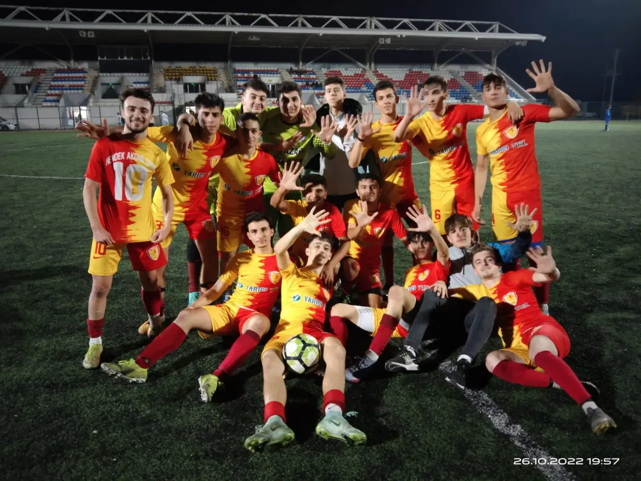 Haber: Akovaspor U 18 Fırtına Gibi - Galeri-1