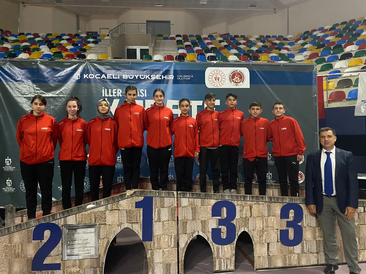 Haber: Hendek Belediyesi Karate takımı genel klasmanda üçüncü oldu - Öne Çıkan
