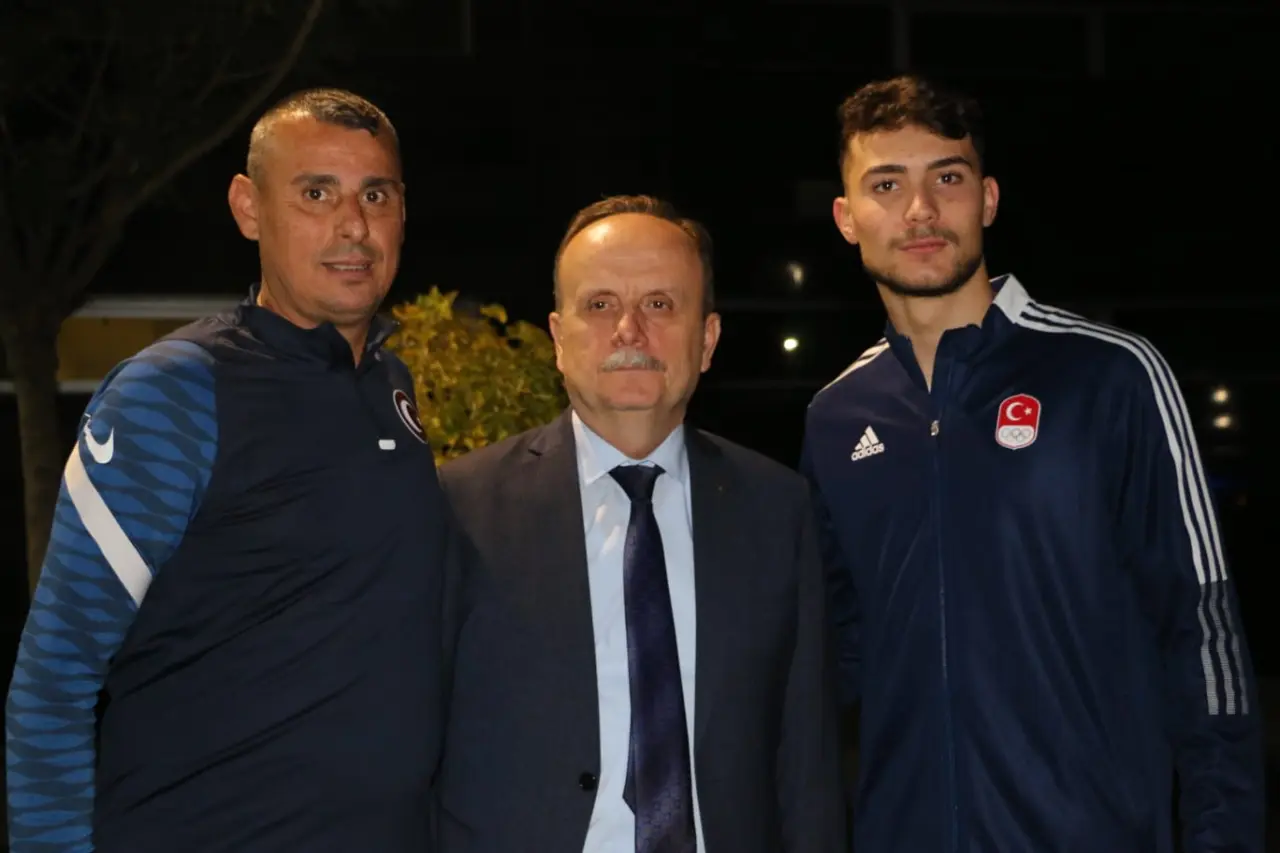 Haber: YUSUF EREN TEMİZEL DÜNYA ŞAMPİYONU - Galeri-2